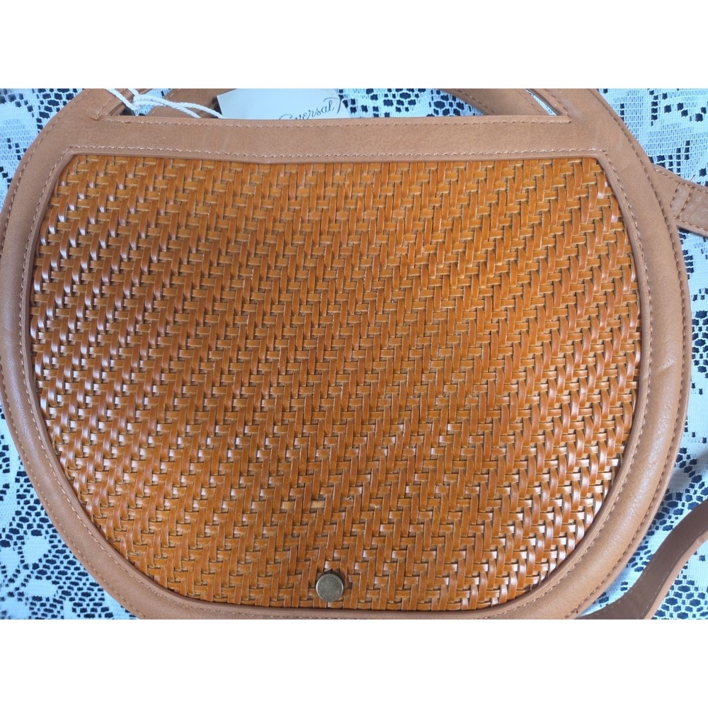 Universal Thread Crossbody Bag Cognac Round Woven Purse Adjustable Strap NWT - Picture 3 of 10